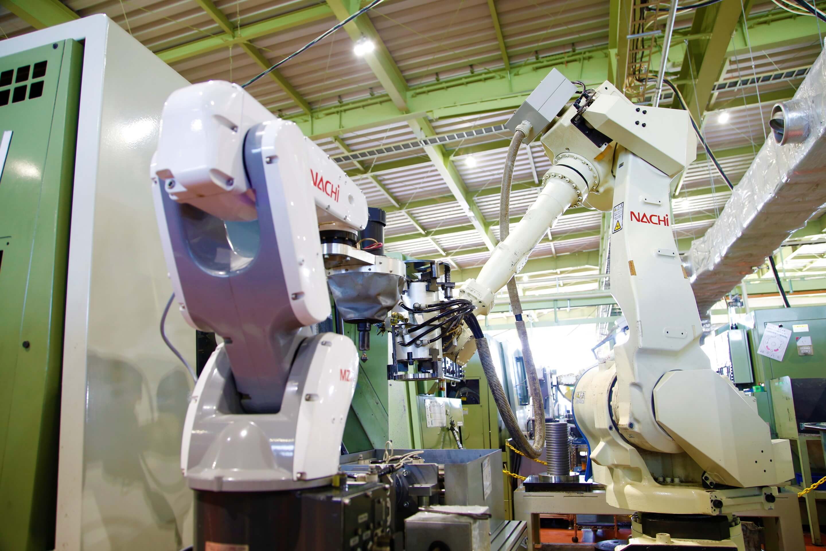 産業用ロボットによるオートメーション化